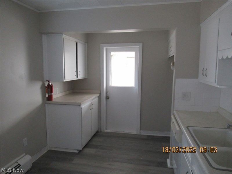 2015 Baxterly Avenue, Lakewood, OH 44107 Photo 9