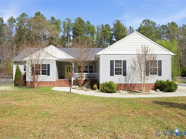 8116 Liberty Oaks Lane , Hanover, VA 23069