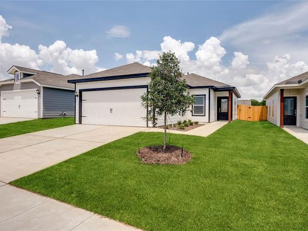 2060 Braveheart Drive, Crandall, TX 75114