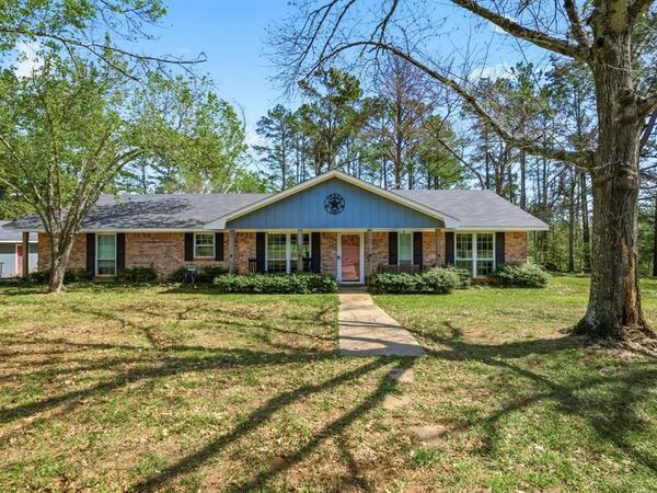 10763 S CR 461 , Laneville, TX 75667