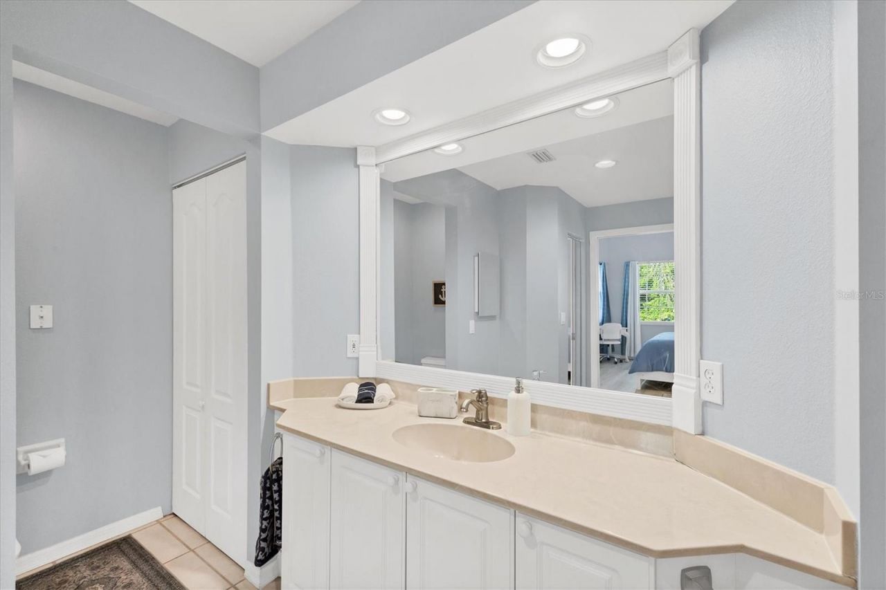 3803 54th Drive W, Unit 203, Bradenton, FL 34210 Photo