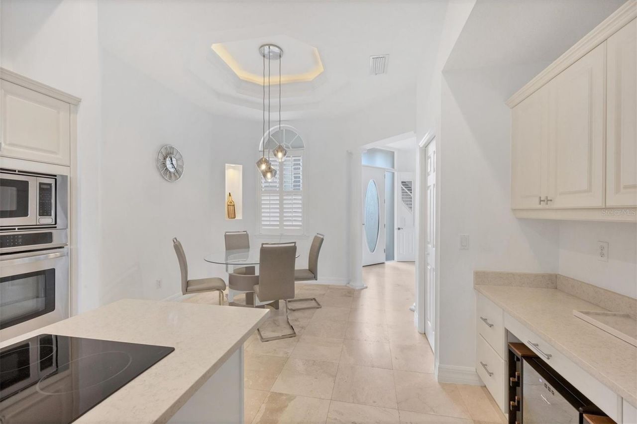 3409 54th Drive W, Unit 102, Bradenton, FL 34210 Photo