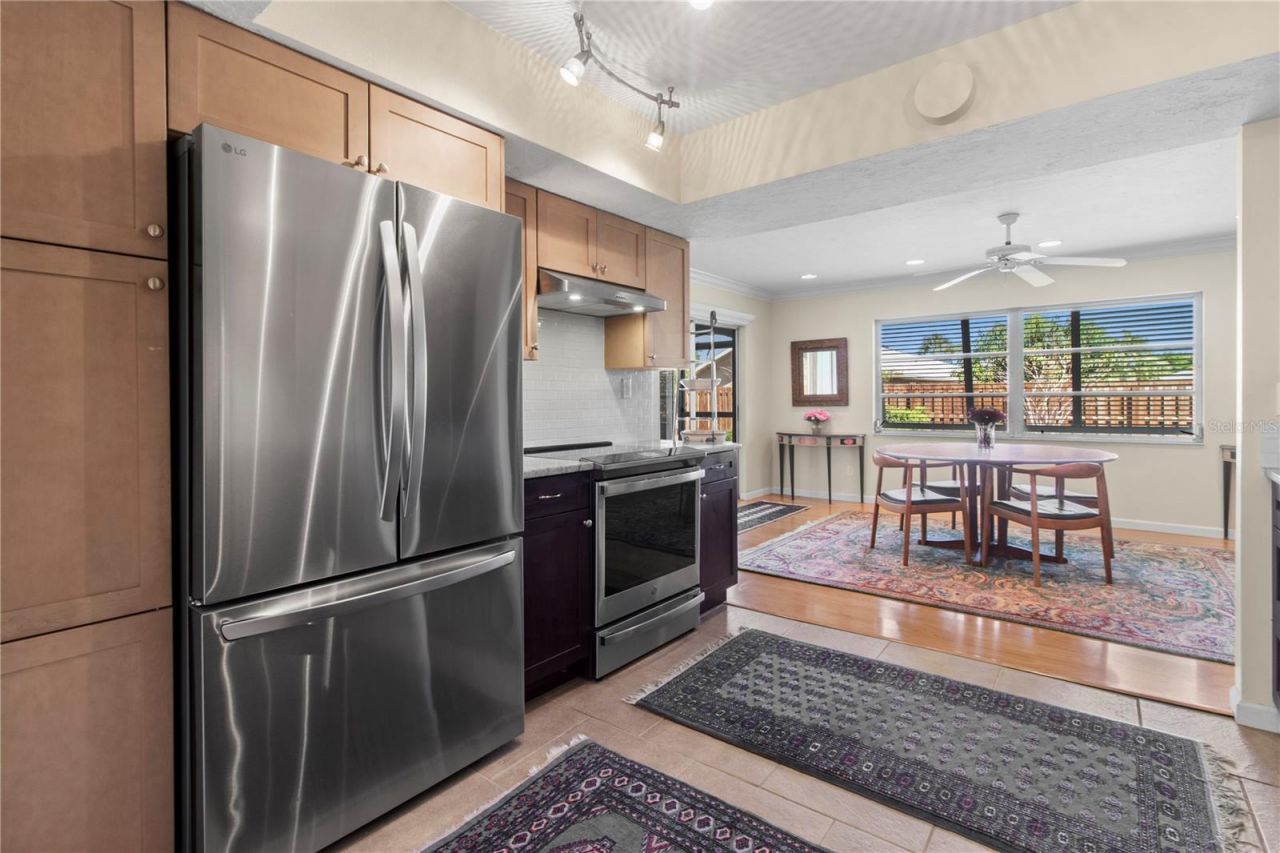 7926 Cypress Lake Drive, Sarasota, FL 34243 Photo