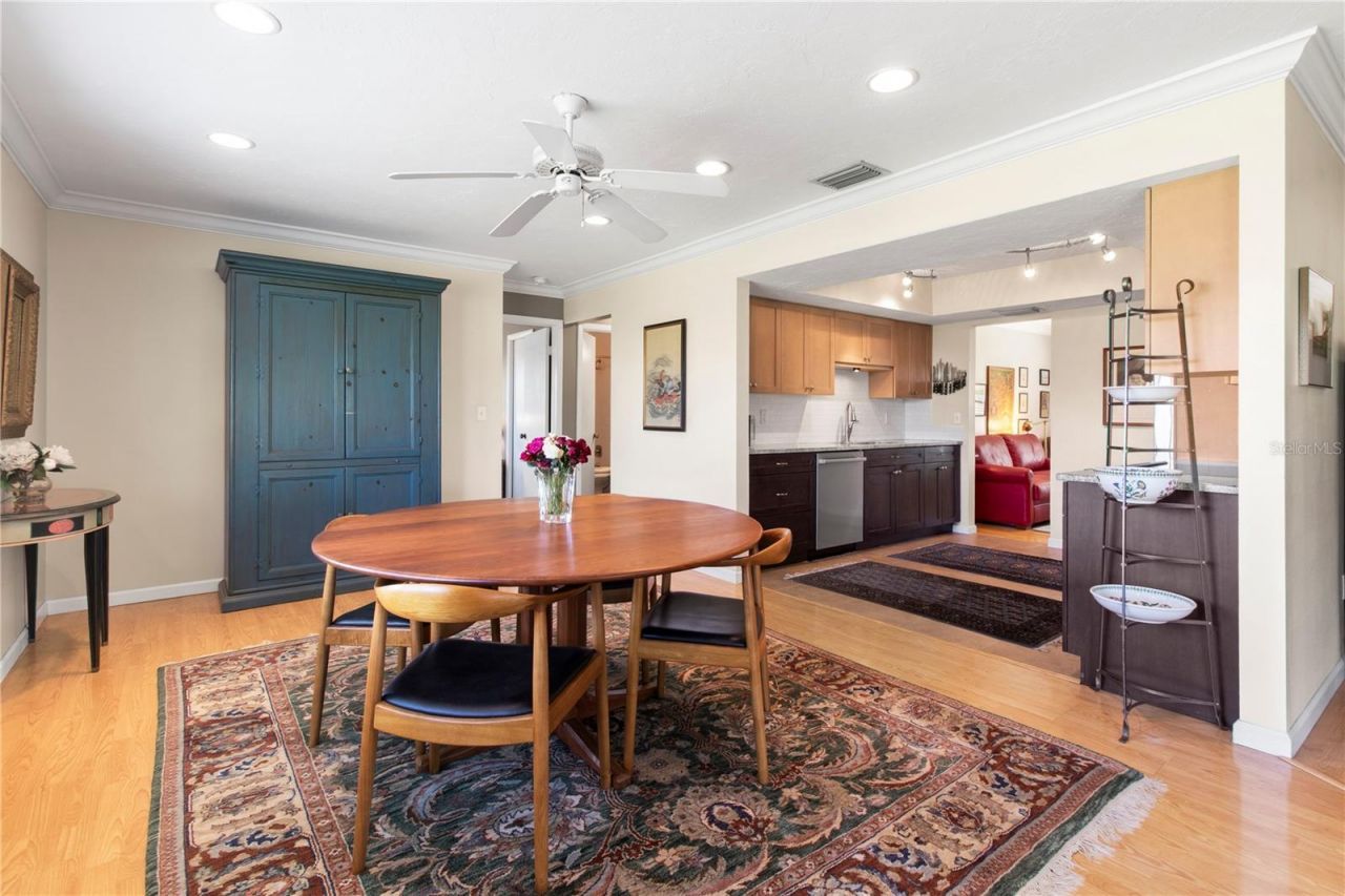 7926 Cypress Lake Drive, Sarasota, FL 34243 Photo