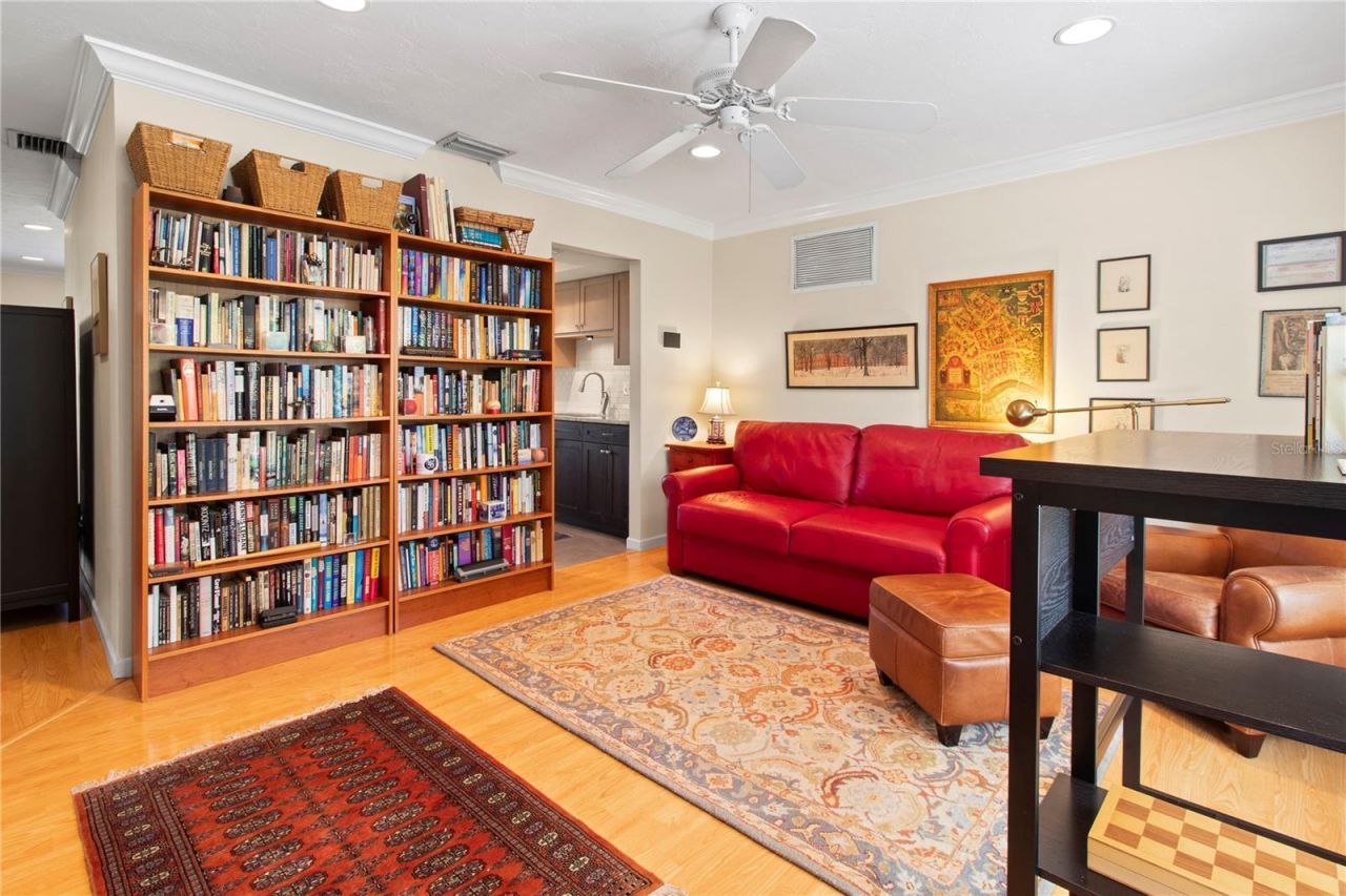 7926 Cypress Lake Drive, Sarasota, FL 34243 Photo