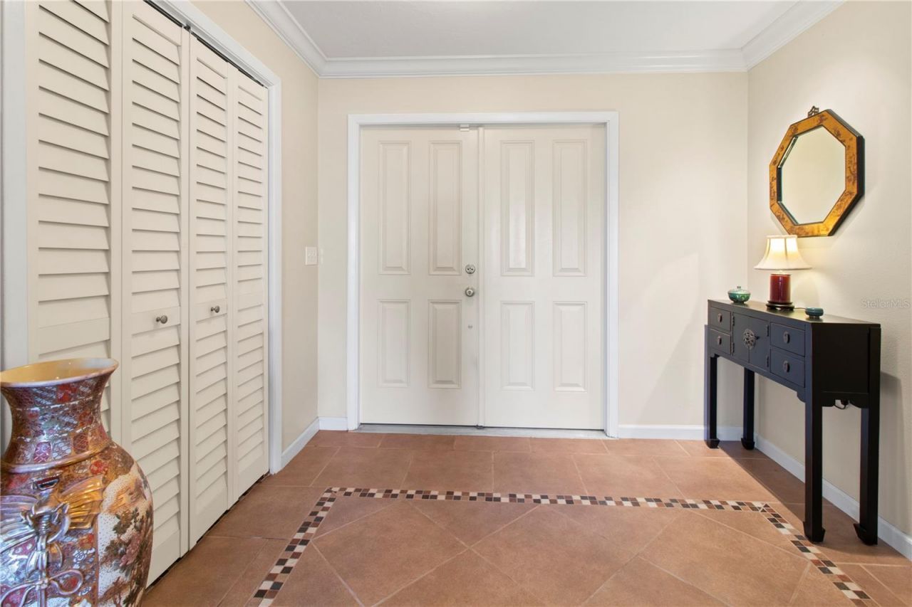 7926 Cypress Lake Drive, Sarasota, FL 34243 Photo