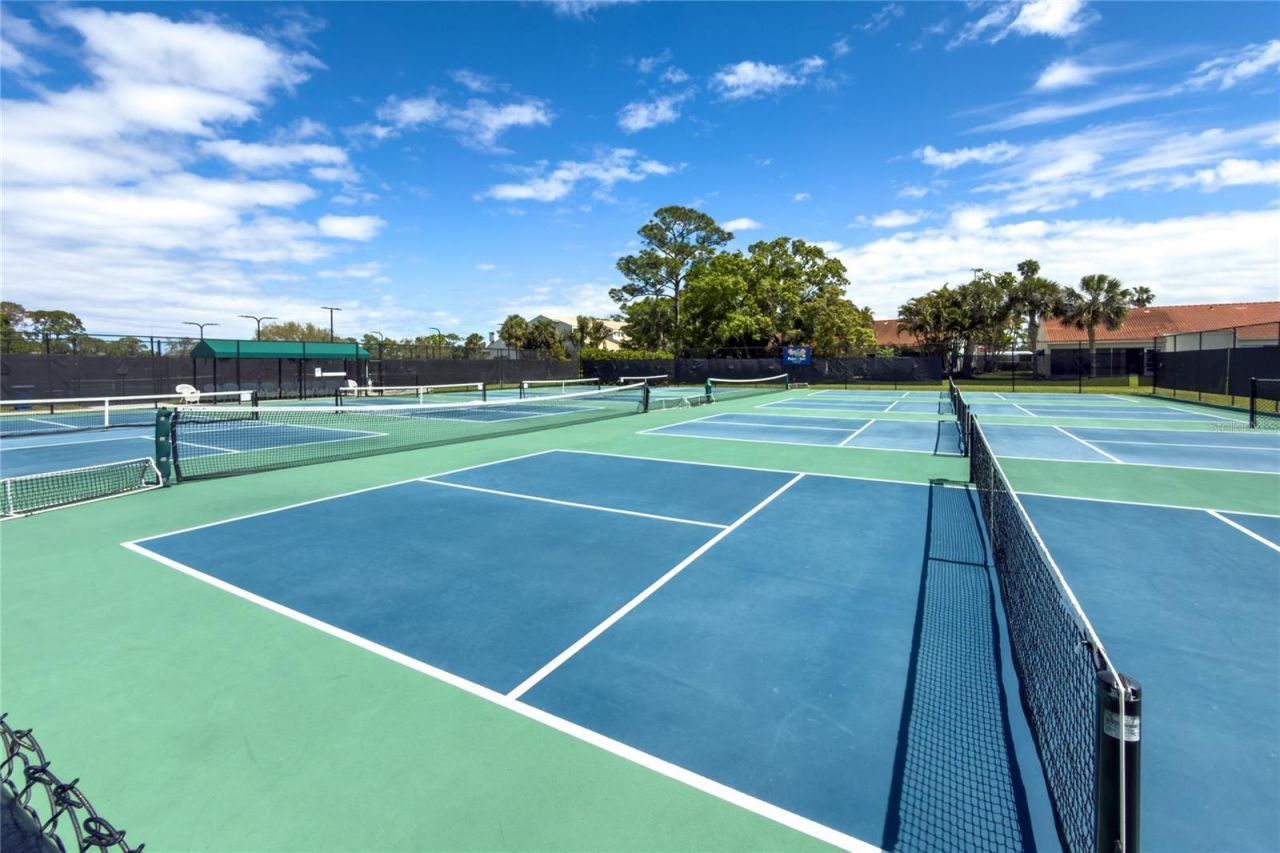 7926 Cypress Lake Drive, Sarasota, FL 34243 Photo