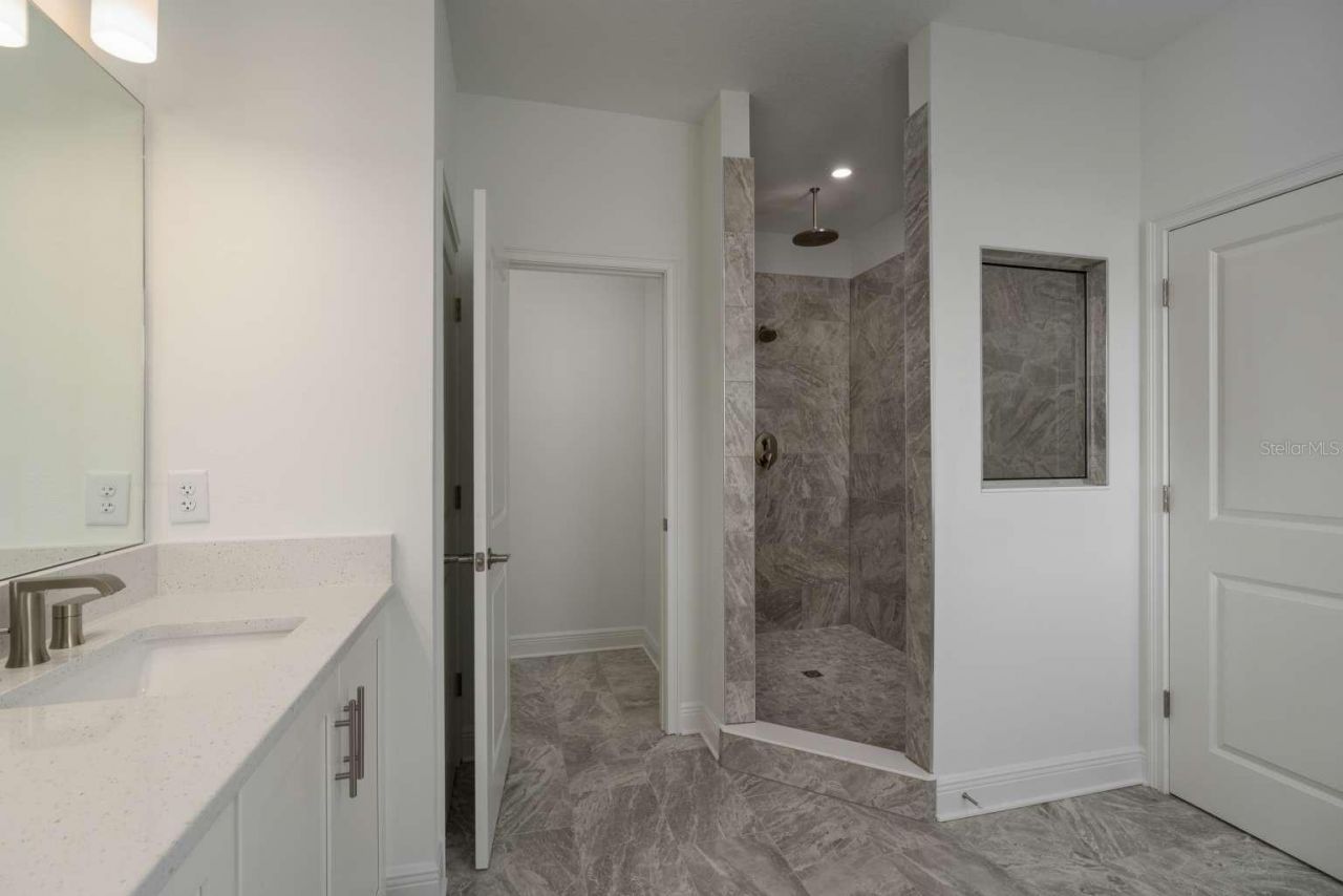 318 Rafael Boulevard Ne, Saint Petersburg, FL 33704 Photo