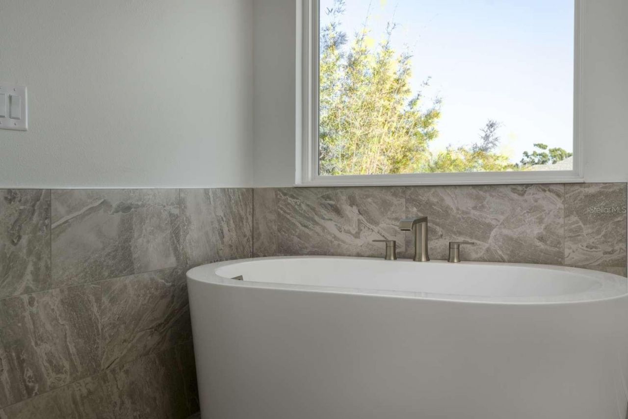 318 Rafael Boulevard Ne, Saint Petersburg, FL 33704 Photo