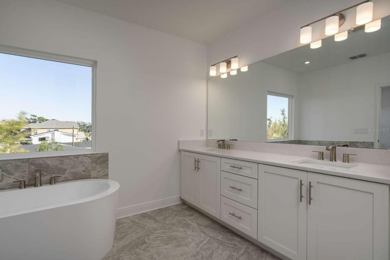 318 Rafael Boulevard Ne, Saint Petersburg, FL 33704 Photo