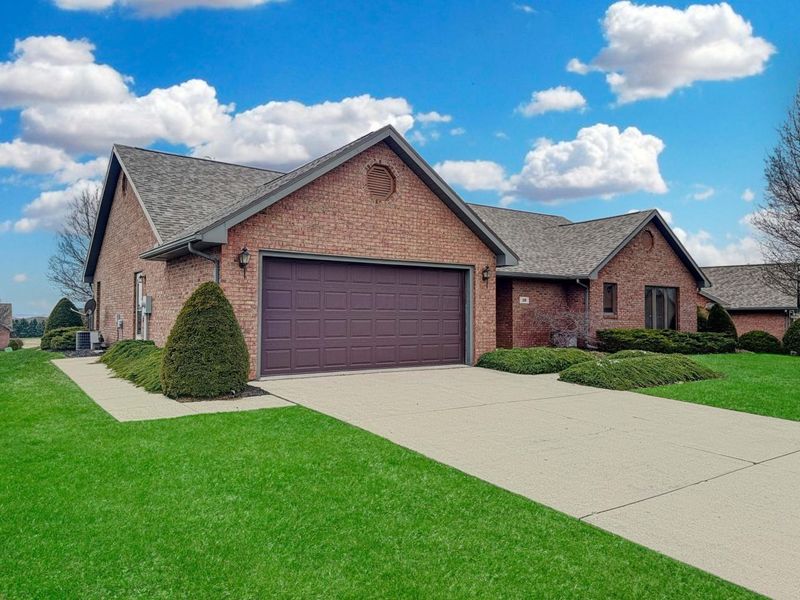 19 Laurel Bend , Urbana, OH 43078 Photo 3