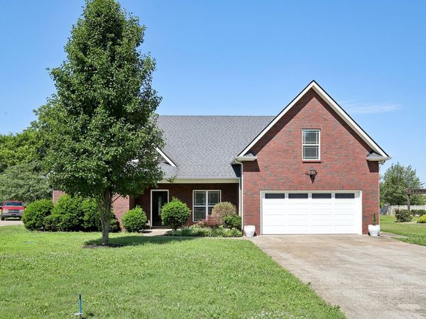 316 Amazonway Rdg, Murfreesboro, TN 37130