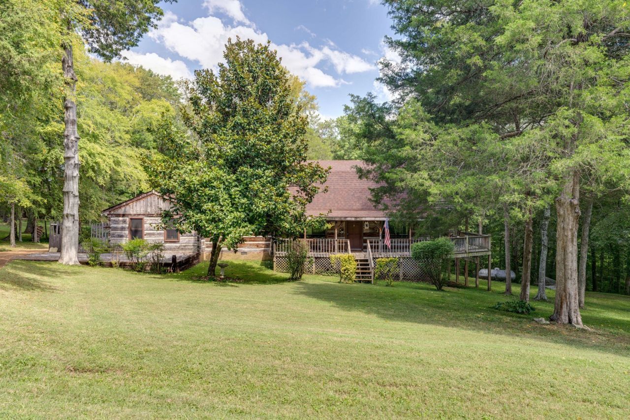 916 Graceland Ct, Goodlettsville, TN 37072 Main Photo