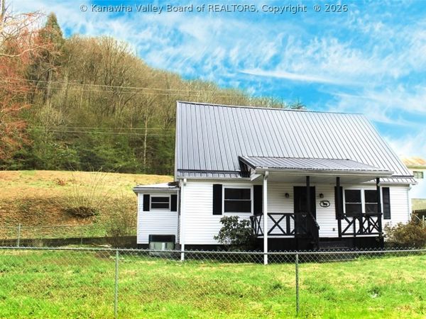 53 Meadow Breeze Lane, Kermit, WV 25674