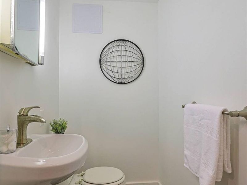 323 Milton Street, Cincinnati, OH 45202 Photo 17