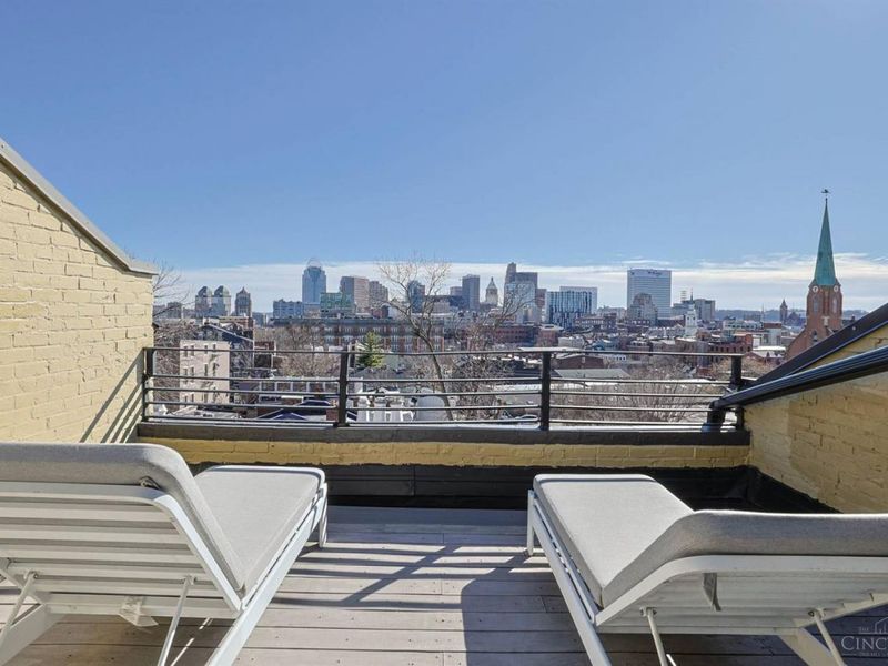 323 Milton Street, Cincinnati, OH 45202 Photo 35