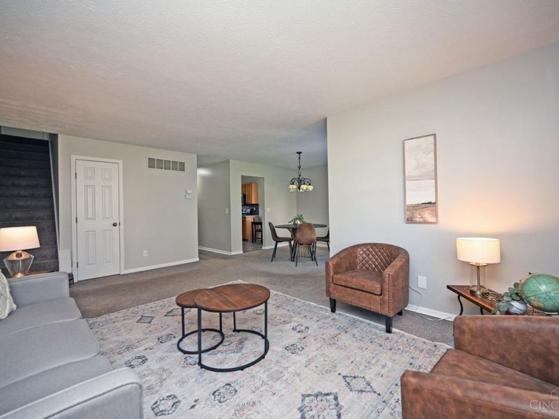 5918 Leeside Trail, Green Township, OH 45248 Photo 17