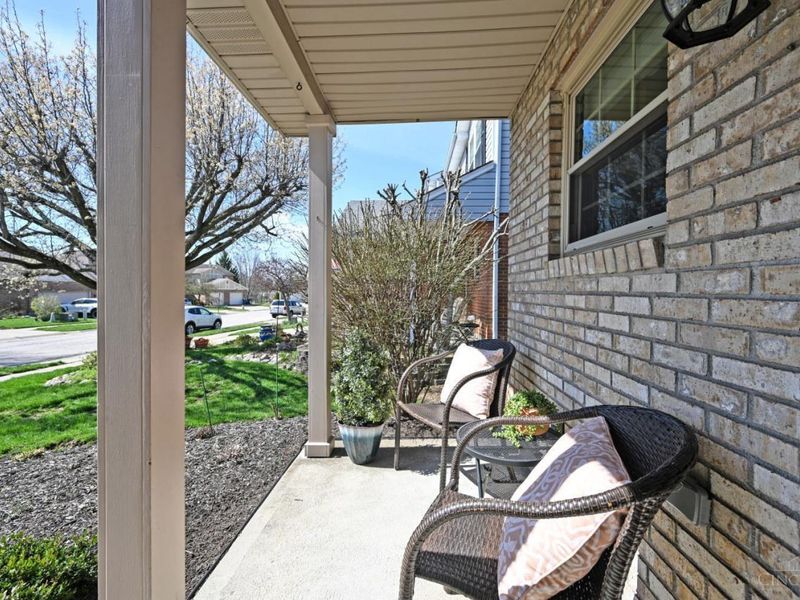 5918 Leeside Trail, Green Township, OH 45248 Photo 2