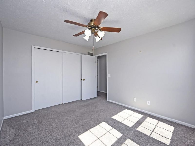 5918 Leeside Trail, Green Township, OH 45248 Photo 28