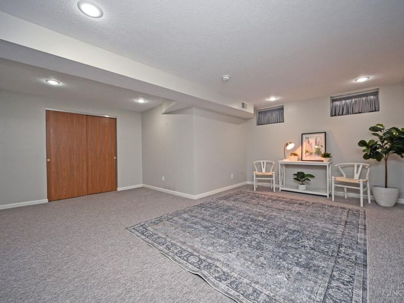 5918 Leeside Trail, Green Township, OH 45248 Photo 32