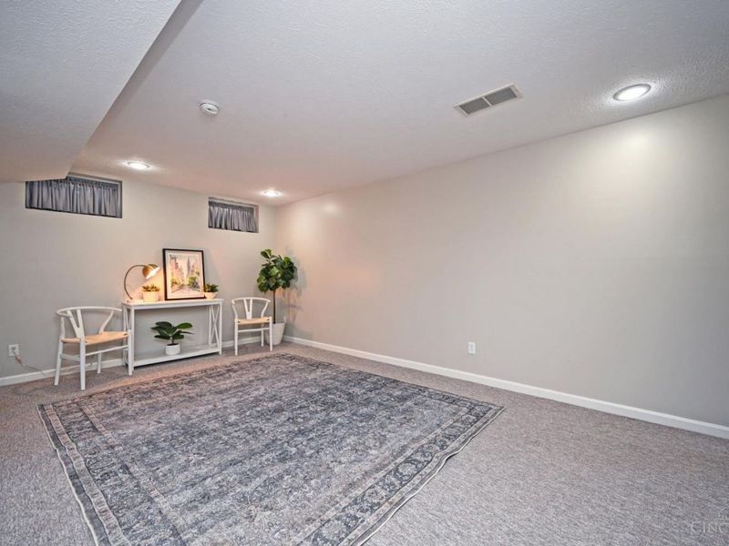 5918 Leeside Trail, Green Township, OH 45248 Photo 33