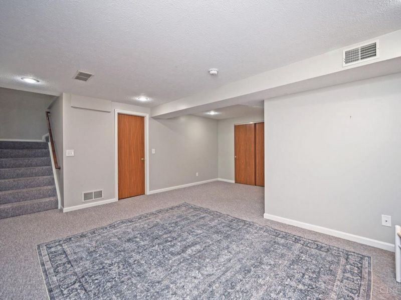 5918 Leeside Trail, Green Township, OH 45248 Photo 34