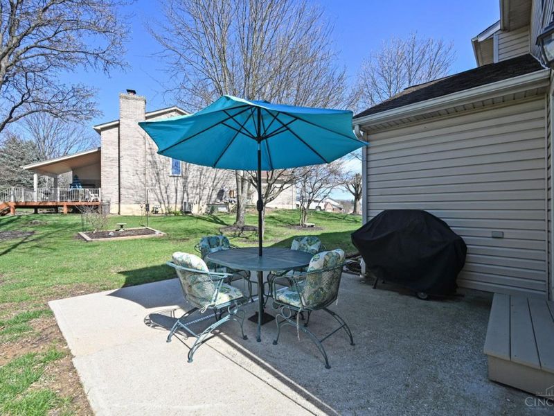 5918 Leeside Trail, Green Township, OH 45248 Photo 36