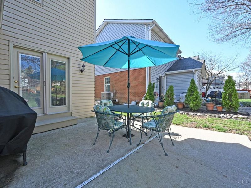 5918 Leeside Trail, Green Township, OH 45248 Photo 37