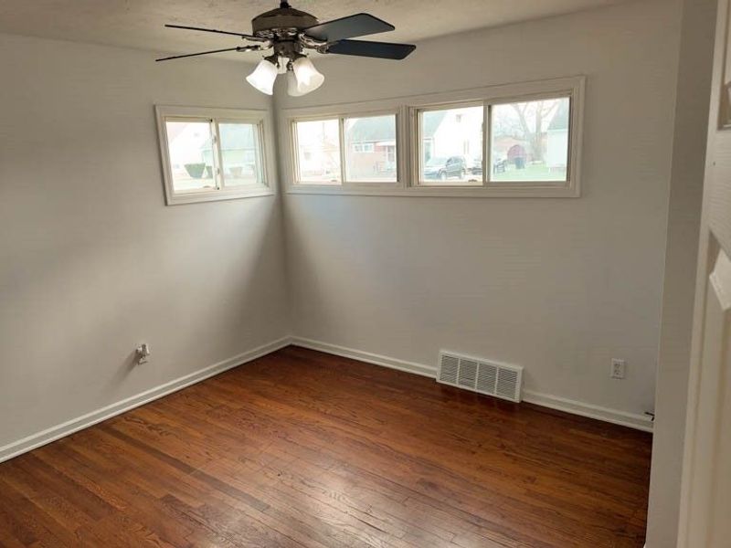 15401 Walvern Boulevard Boulevard, Maple Heights, OH 44137 Photo 11