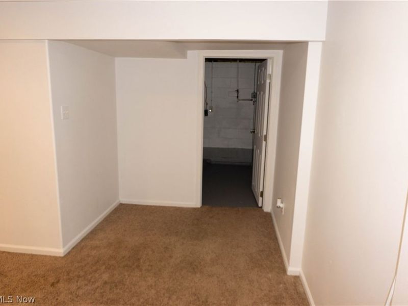 15401 Walvern Boulevard Boulevard, Maple Heights, OH 44137 Photo 21