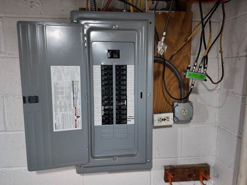 15401 Walvern Boulevard Boulevard, Maple Heights, OH 44137 Photo 23