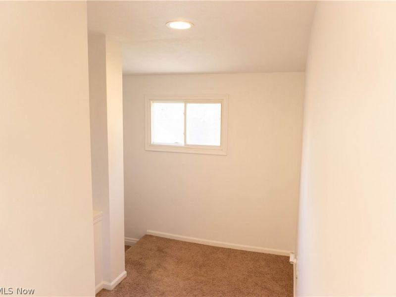 15401 Walvern Boulevard Boulevard, Maple Heights, OH 44137 Photo 27