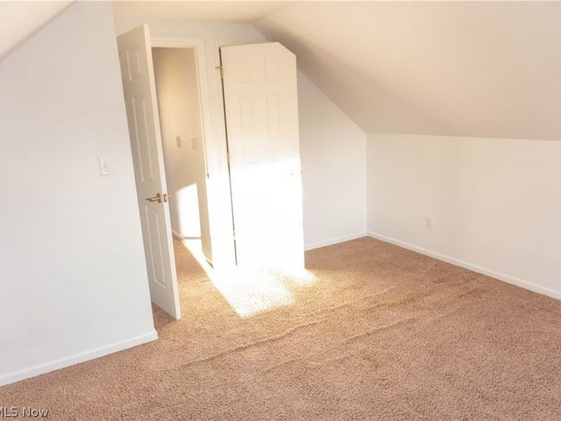 15401 Walvern Boulevard Boulevard, Maple Heights, OH 44137 Photo 30
