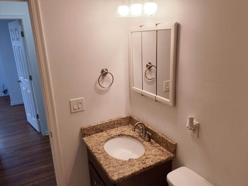 15401 Walvern Boulevard Boulevard, Maple Heights, OH 44137 Photo 8