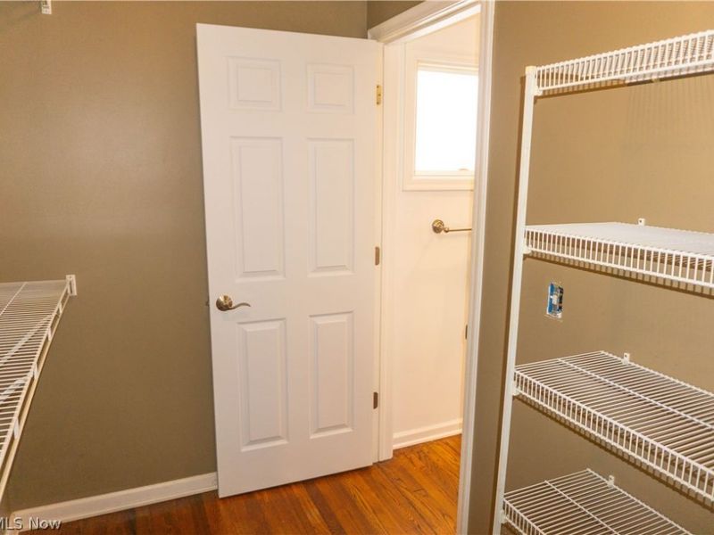 15401 Walvern Boulevard Boulevard, Maple Heights, OH 44137 Photo 9
