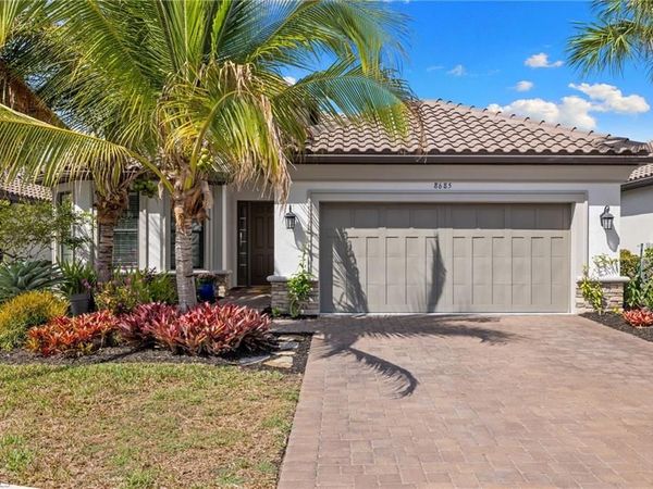 8685 Dilillo CT, NAPLES, FL 34119