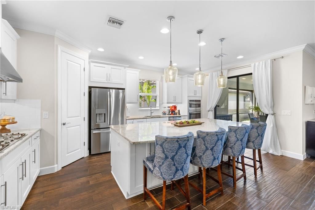 8685 Dilillo Ct, Naples, FL 34119 Photo
