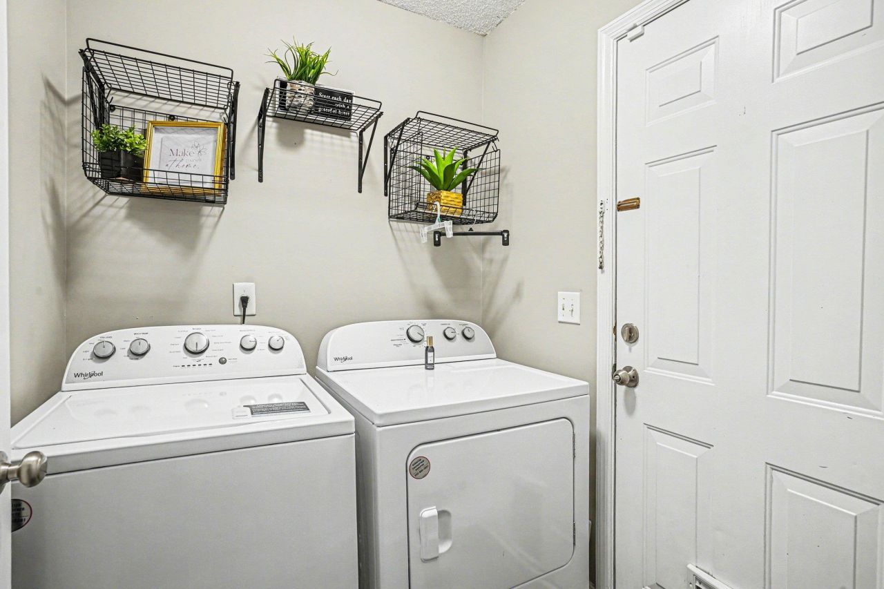 125 Bellegrove Dr. Photo 24