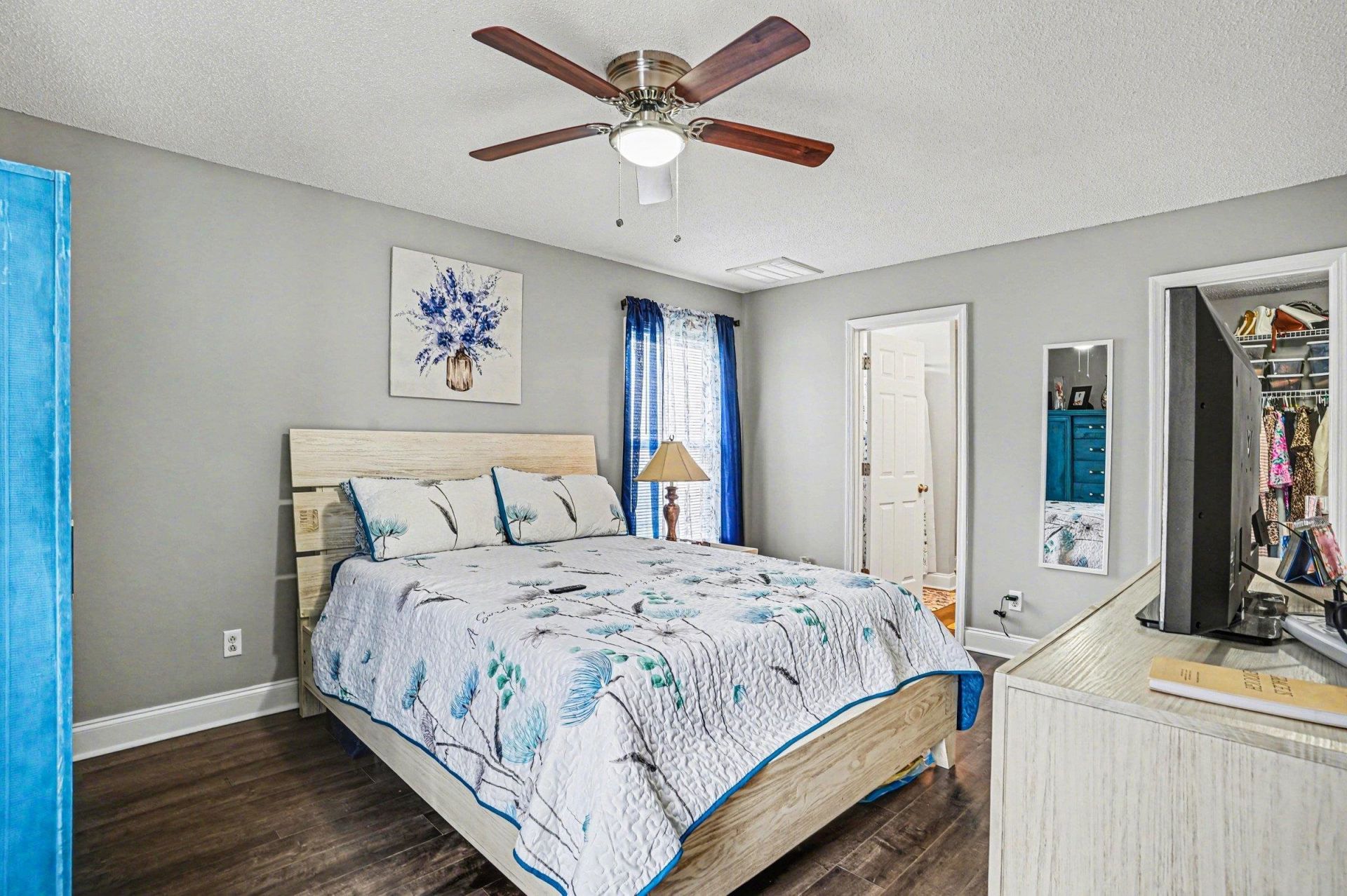 125 Bellegrove Dr. Photo 5