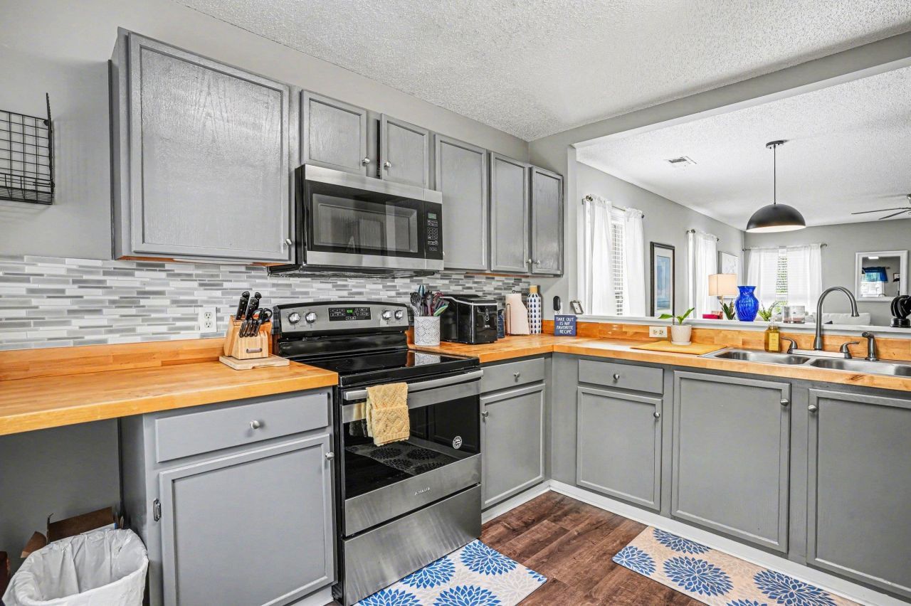 125 Bellegrove Dr. Photo 8