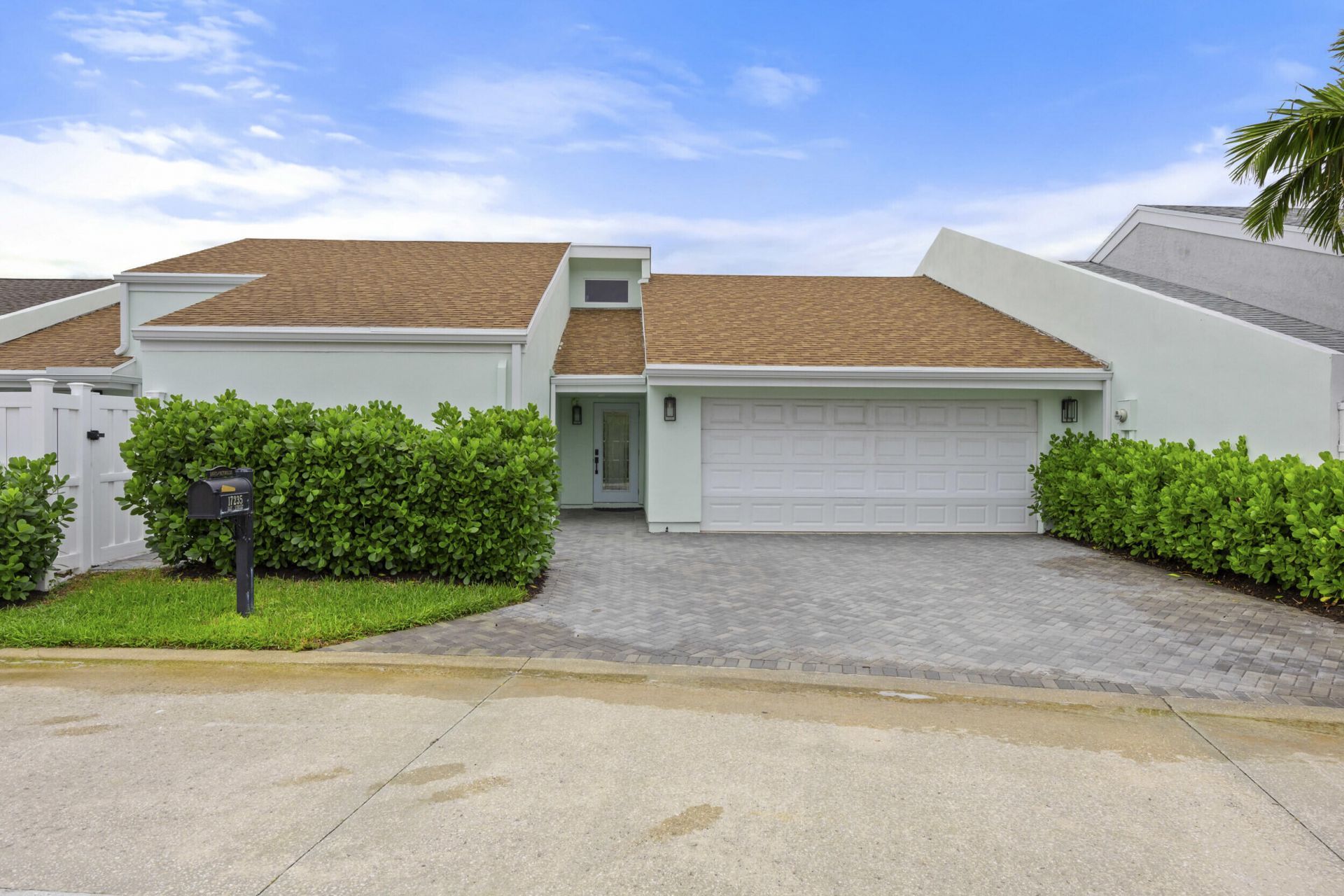 17235 Bay Street, Jupiter, FL 33477 Photo