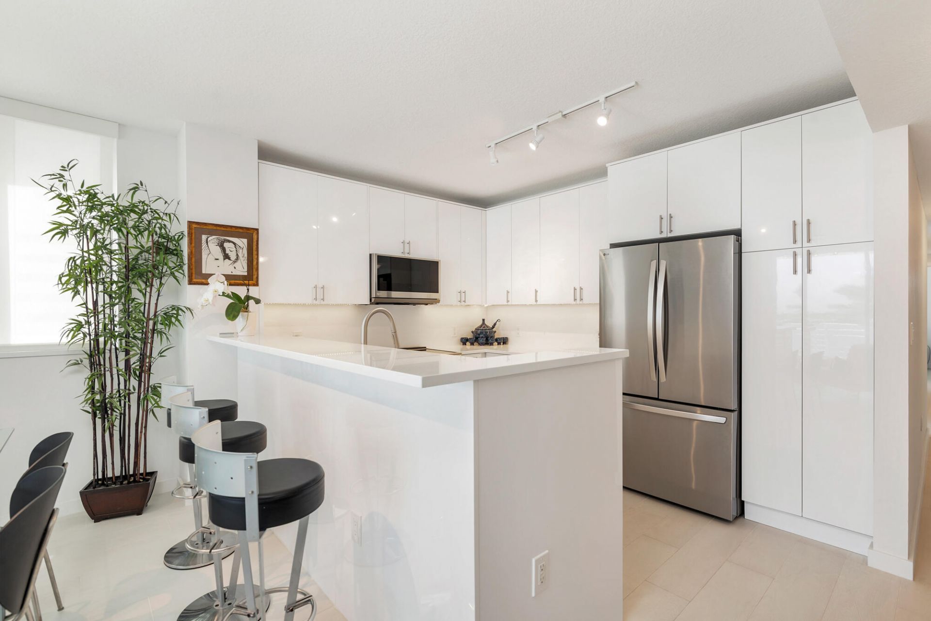 1551 N Flagler Drive, Unit 711, West Palm Beach, FL 33401 Photo