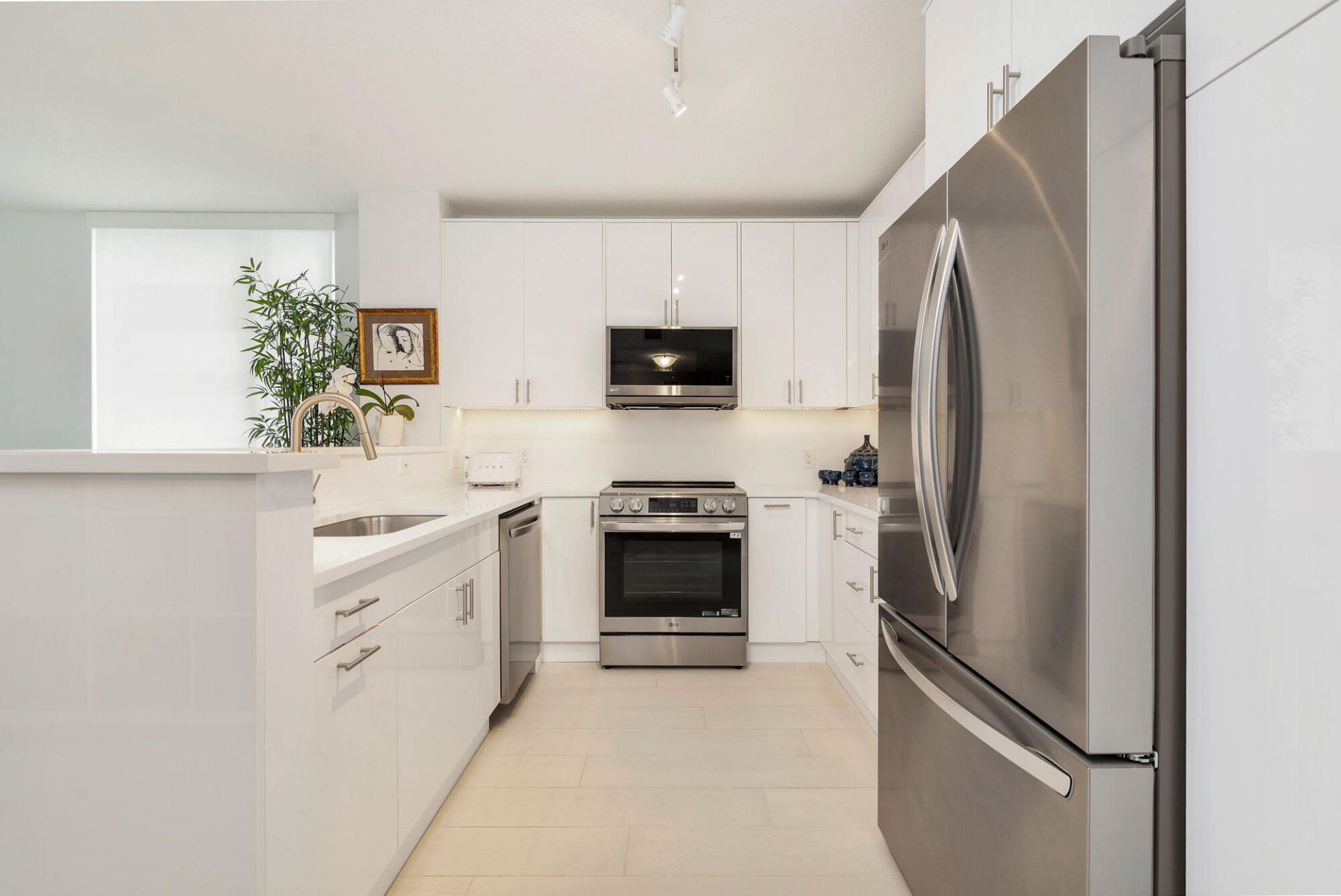 1551 N Flagler Drive, Unit 711, West Palm Beach, FL 33401 Photo