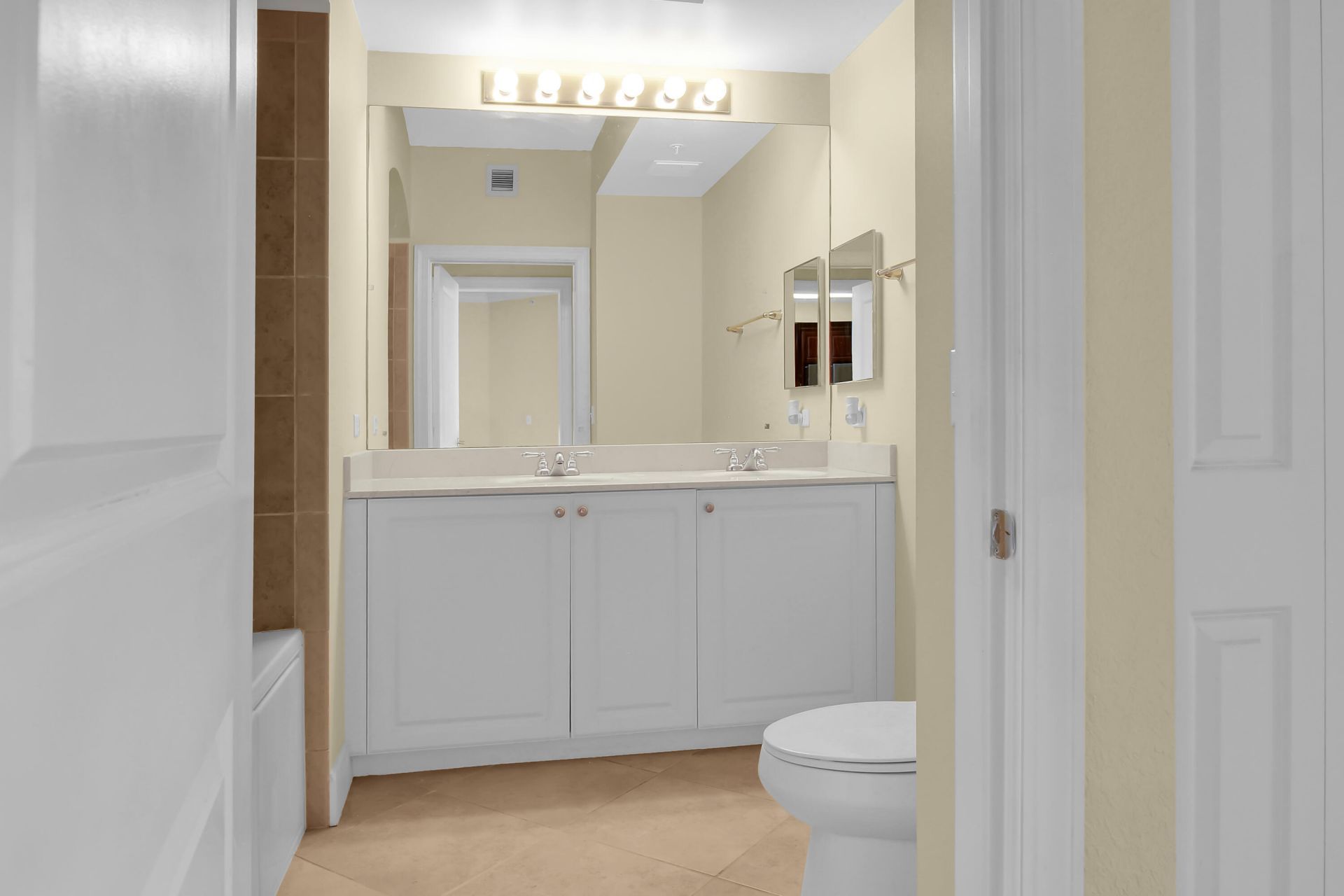 1660 Renaissance Commons Boulevard, Unit 2118, Boynton Beach, FL 33426 Photo