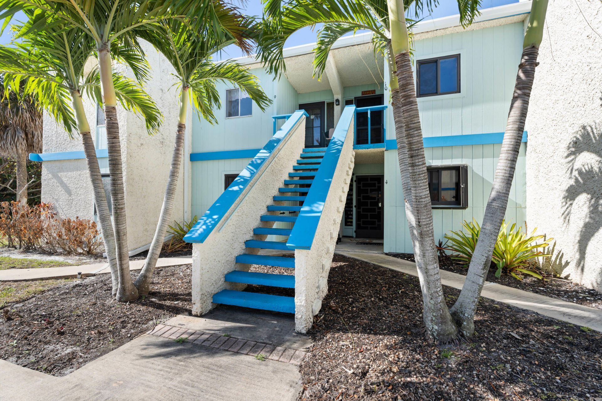 1560 NE 12th Terrace, Unit D9, Jensen Beach, FL 34957 Photo