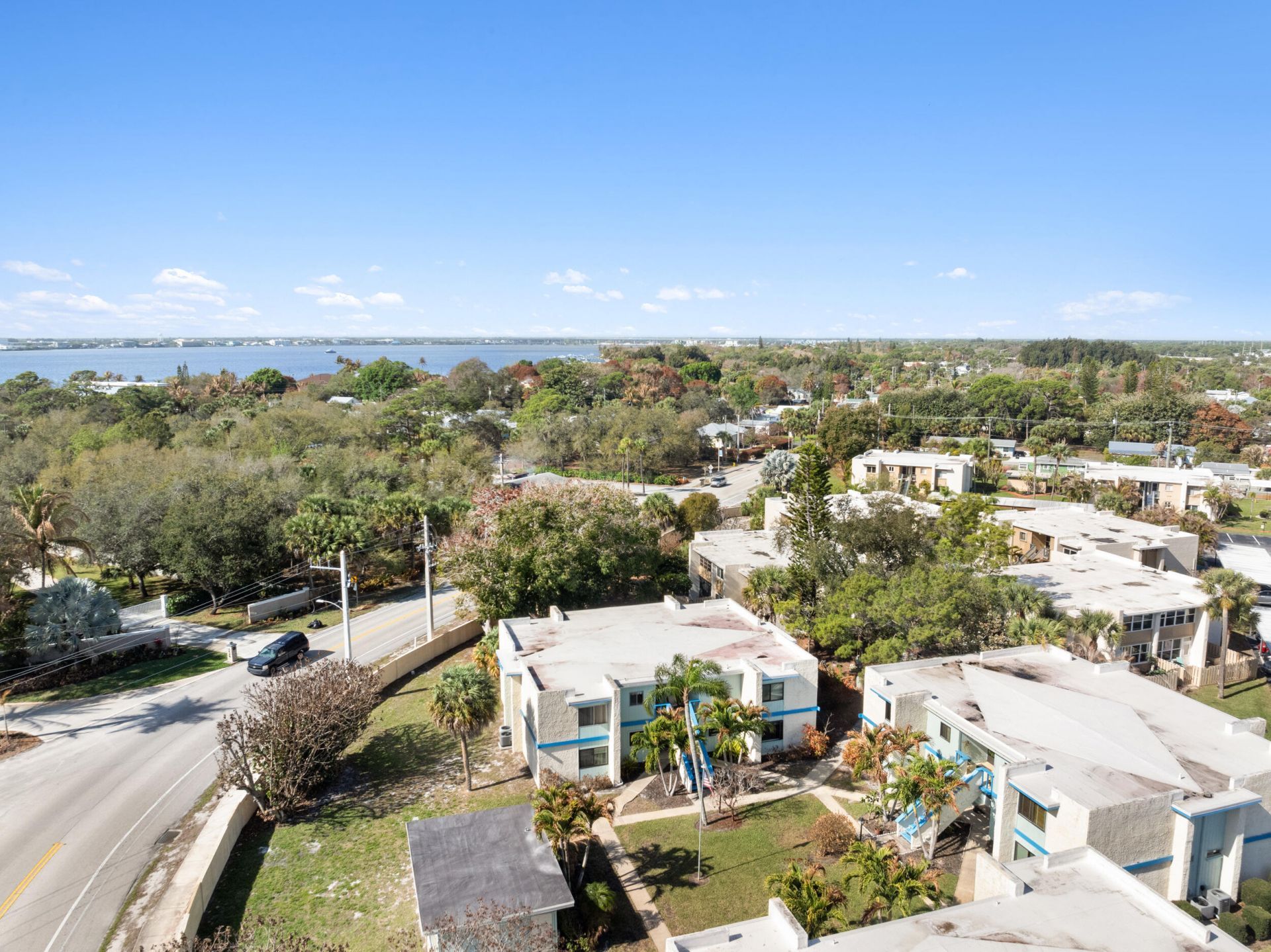 1560 NE 12th Terrace, Unit D9, Jensen Beach, FL 34957 Photo