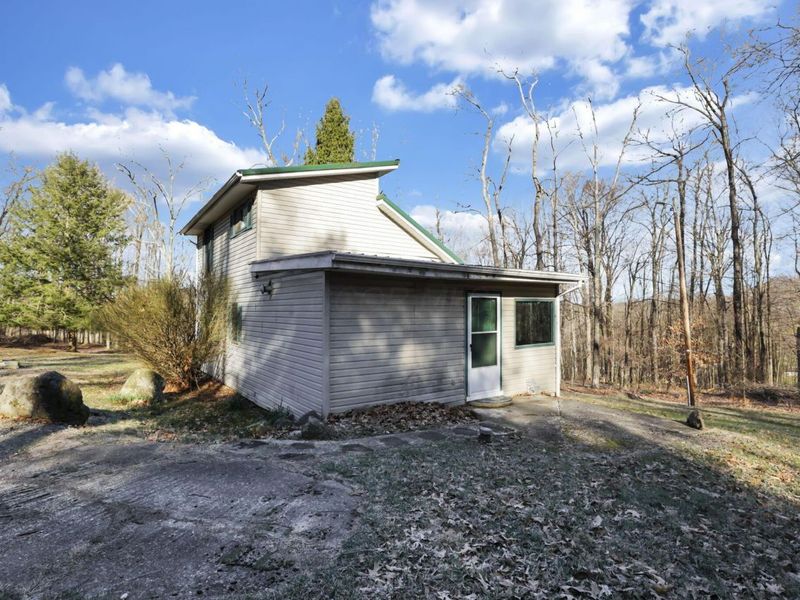 8270 Reform Road NE, Newark, OH 43055 Photo 2