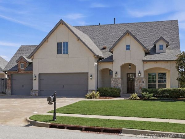 222 W 128th Place S, Jenks, OK 74008