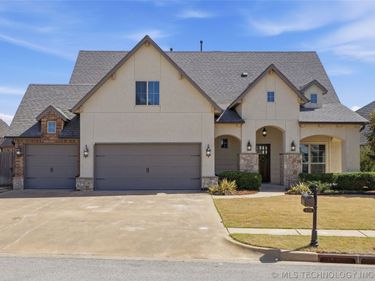 222 W 128th Place S, Jenks, OK 74008