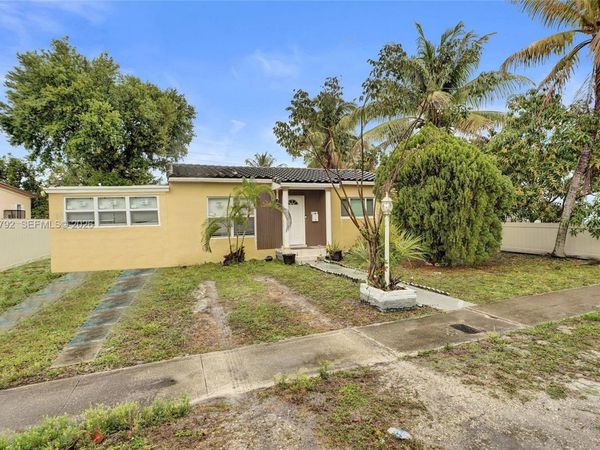 1675 NE 160th St, North Miami Beach, FL 33162